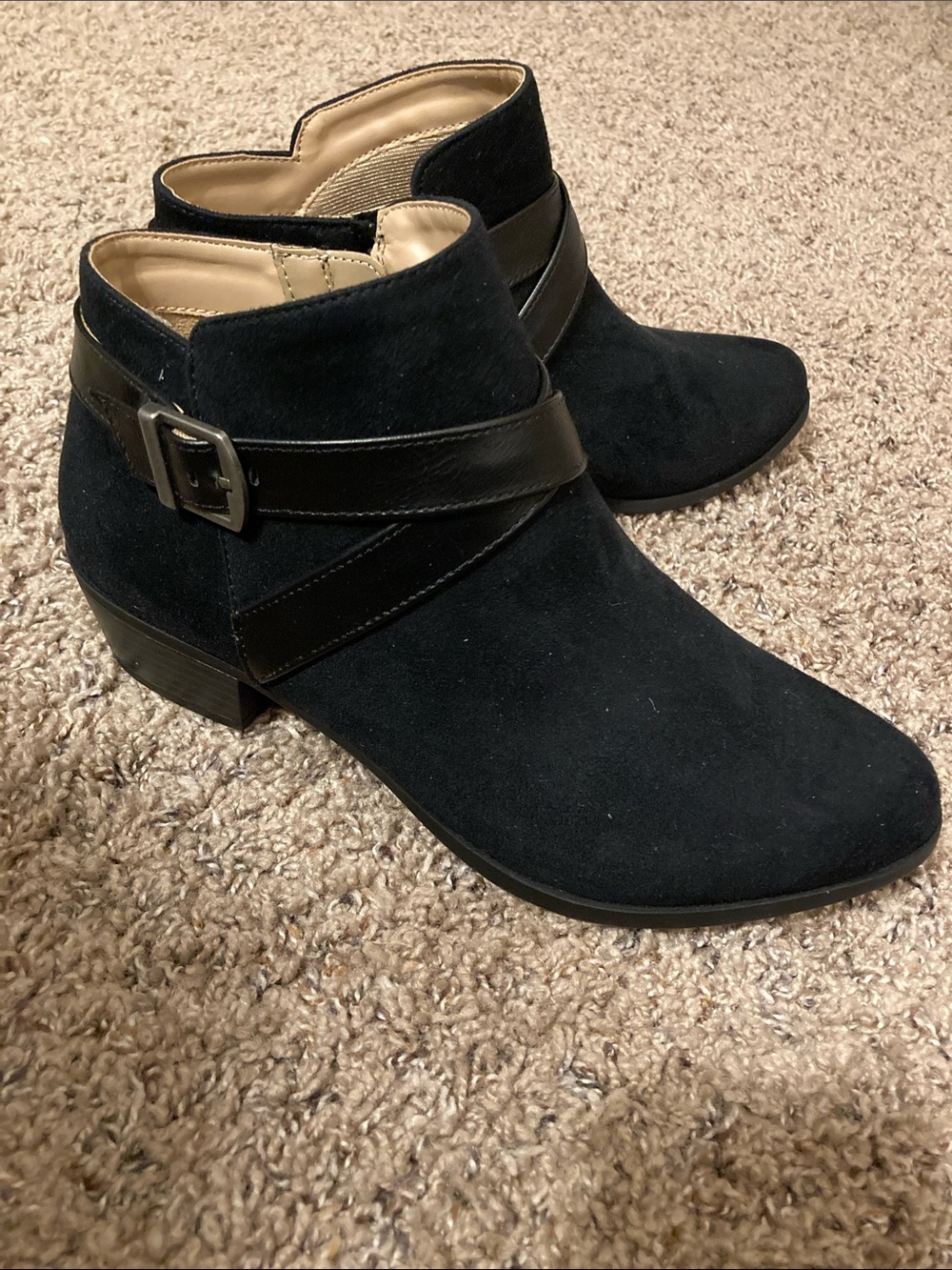 Life Stride Velocity 2.0 Ally Ankle Booties in Black